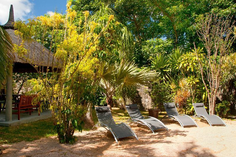 Villa Gardens Retreat Pereybere Beach Exterior foto